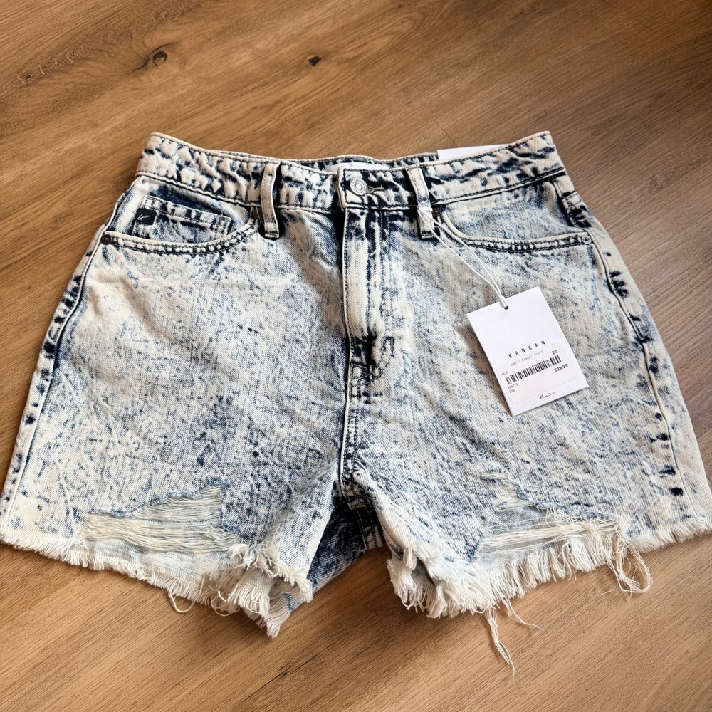 NWT KanCan Acid Wash High Rise Distressed Denim Shorts Size 7/27